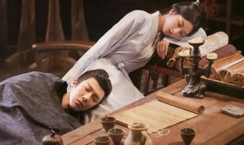 《折腰》换人补拍，原女主复出无望新演员已定引观众意外